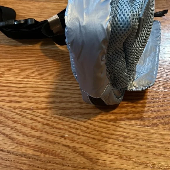 Free People Courtside Cargo Sling Bag NEW - Picture 15 of 17